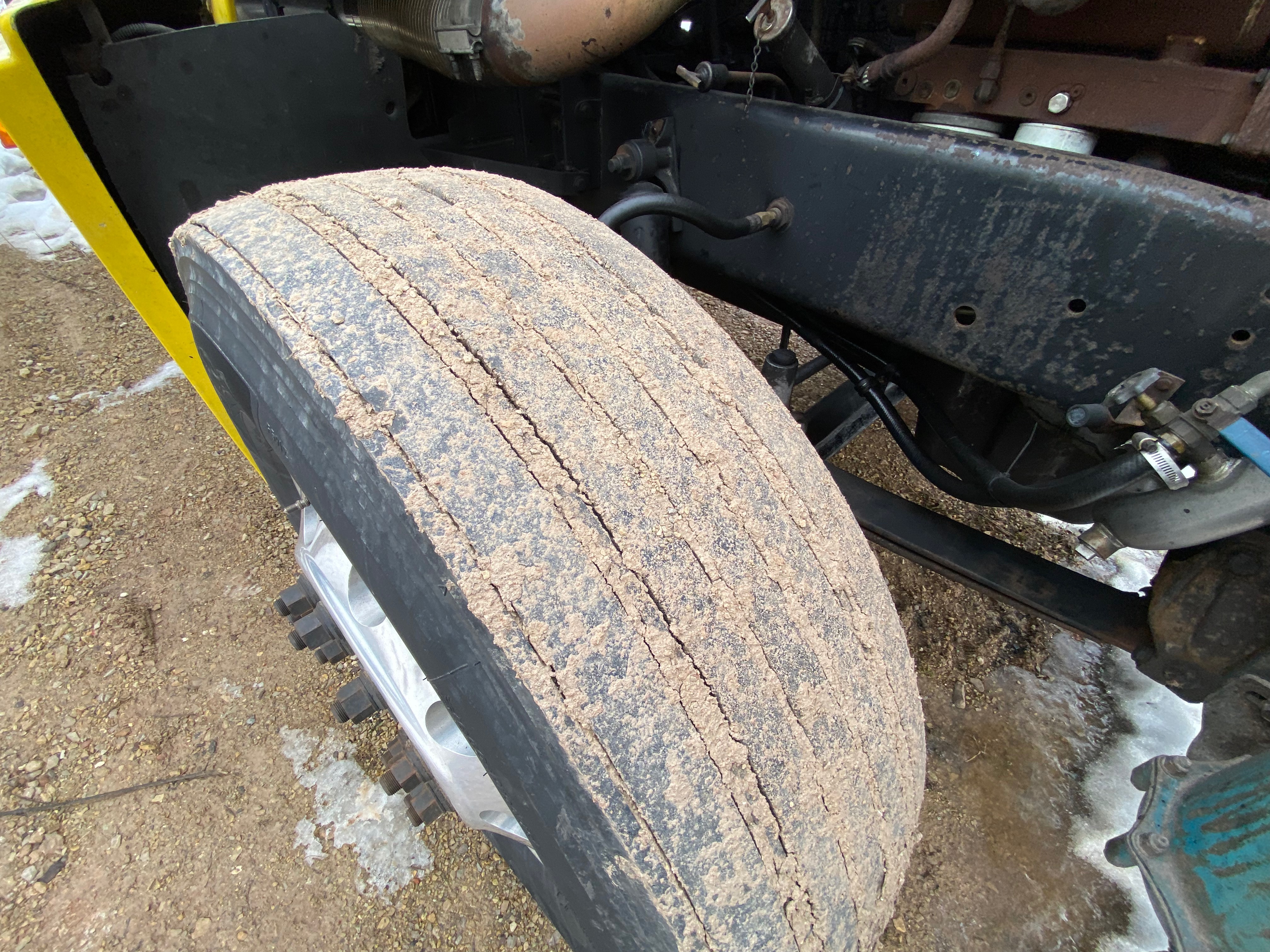 1996 FREIGHTLINER FLD120 - Image 24